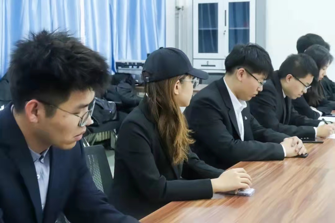 说明: 微信图片_20211202223900